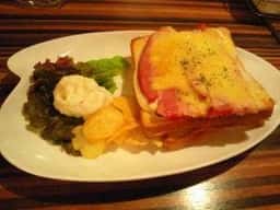 8 cafe 国母店