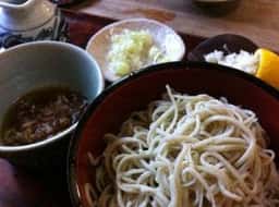 やそ八