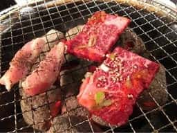 炭火焼き肉 とんとん