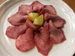 炭火焼肉 深山