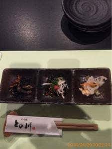 炭火焼との川
