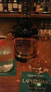 BAR TENDER