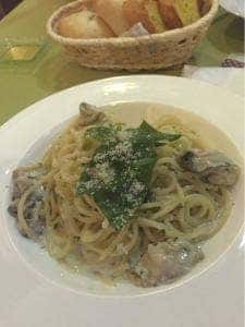 イタリアン・ ワイン専門店 WOW!