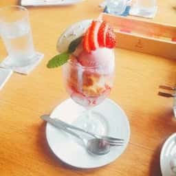 カフェ キャトル