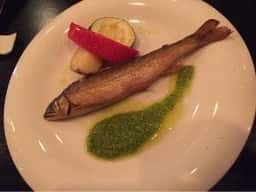 地下ワインカーヴ マナヴィーノ