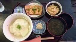 まめく