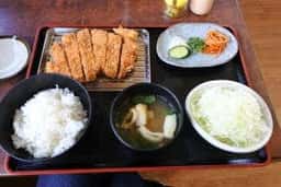秀かつ折立店