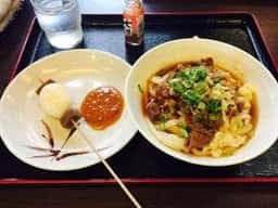 灸まんうどん