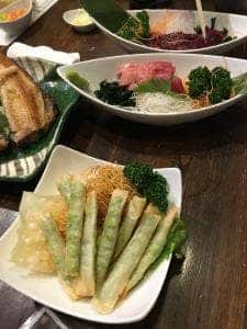 くじら亭 平川駅前店