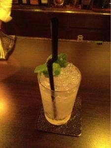 BAR 新宿コルト