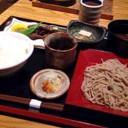 基 代々木店