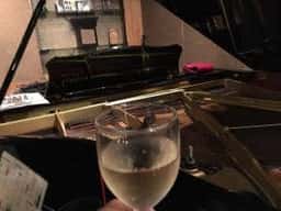Live Bar＆Italian Restaurant Strings