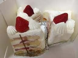 STRAWBERRY SHORT CAKE