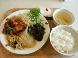 アカレンガカフェ