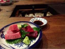 赤いうちわ