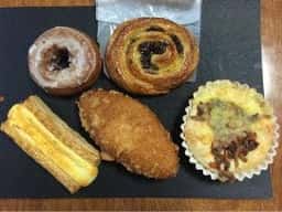 ベーカリー＆カフェ ルパ 稲城店