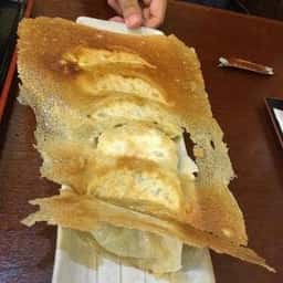 萬福餃子房 関口店