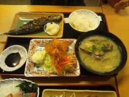 魚ばぁさんの食堂 おくどさん 屋島店