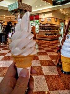 はこだてわいん 葡萄館