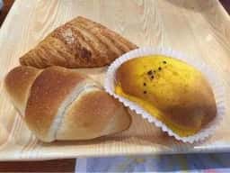 カフェ&ベーカリー どんなときも