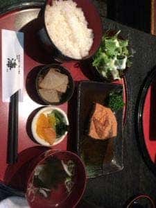 汐香る店 海