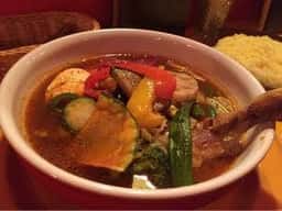 SPICY SOUP CURRY BAR TRIP