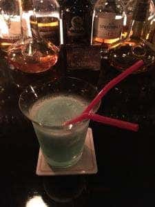 Bar FOUR SEASONS