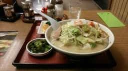 8番らーめん 新保店