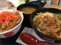 松屋 垂水店