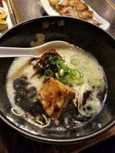 麺や偶もとなり 銘苅店