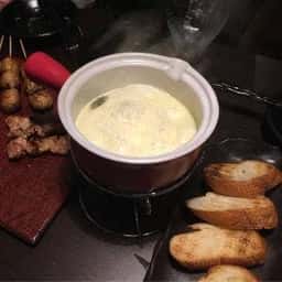 焼鳥居酒屋 三代目 炭蔵