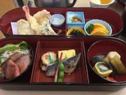 レストラン かえで