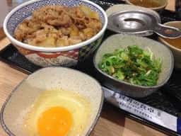 吉野家 福岡空港店