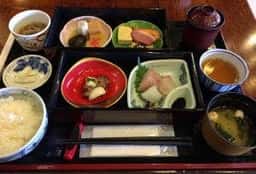 柚富の郷 彩岳館