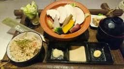 蒸し茶家 自然の中で・・・