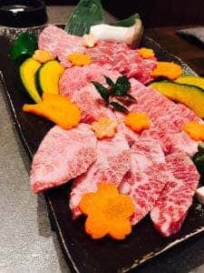 炭火焼肉 馳走