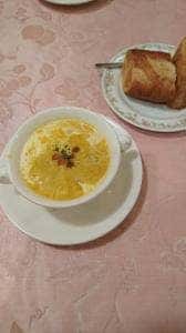 シェ ロアンヌ