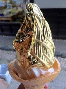 お菓子の館