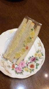 めいびい