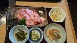 三四郎焼肉店