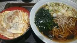 名代 富士そば ハッピーロード店