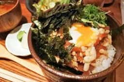 丼匠と地酒 心や