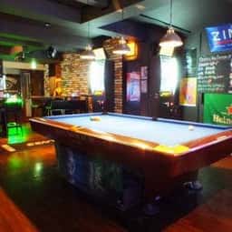 OASIS BAR 人形町店