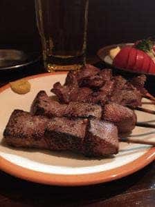 もつや