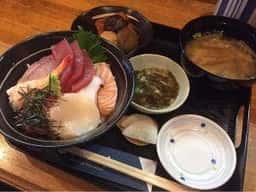 ランチ&酒と魚 よしかわ