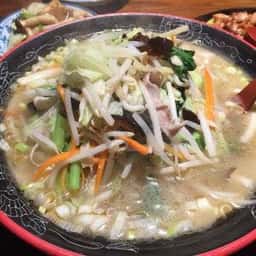 火焔山餃子房 塩田店