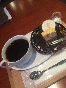 カフェデコウサイアン