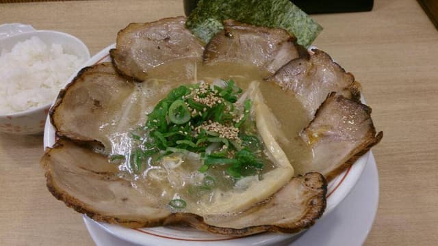 らーめん 元町軒 サンプラザ店 - サブ画像2