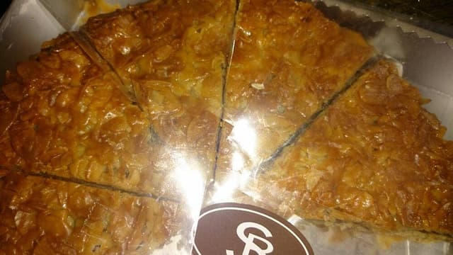 シュール洋菓子店 見川店 - サブ画像1