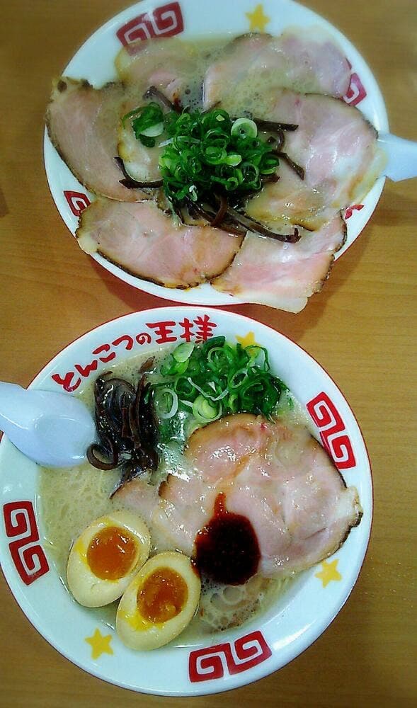 博多ら~めん とんこつの王様 花巻店